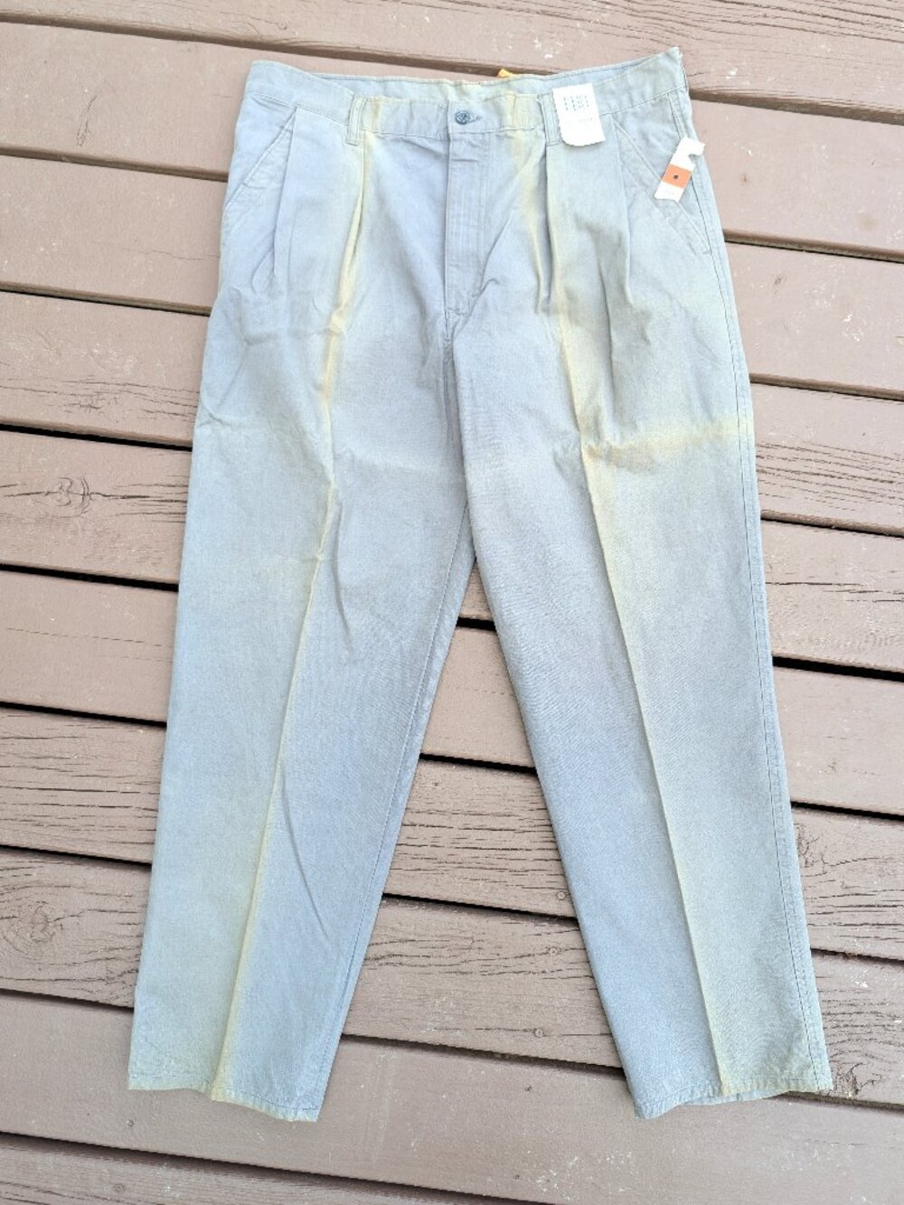 Vintage NEW With Tags Brittania Men's Pants Size 38x30 1990s Yellowing Oxidation